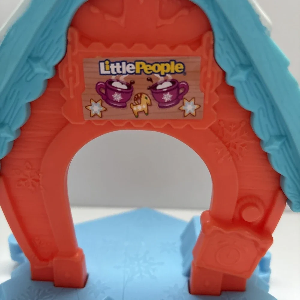 2021 Disney Frozen Fisher Price Little People Toy Playset Lot Olaf's Cafe/ Elsa